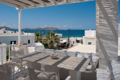 La terrasse avec la vue sur la mer