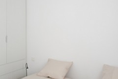 Autre vue de la 1ère chambre avec 2 lits simple au rdc