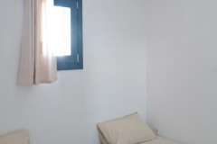 The bedroom with the 2 sigle beds on the first floor