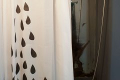 Another view of the bathroom